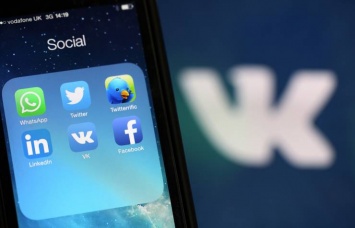 В приложении «ВКонтакте» для iOS появилась темная тема