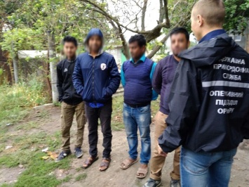 В Одесской области обнаружили нелегальных мигрантов - болельщиков из Бангладеш и Нигерии