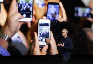 Фанаты Apple сравнили «священный» анонс нового iPhone с Рождеством