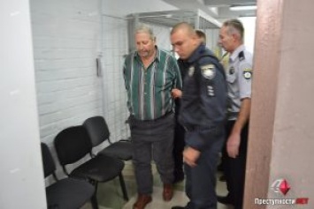 Пенсионер, стрелявший в детей в Новой Одессе, арестован без права внесения залога