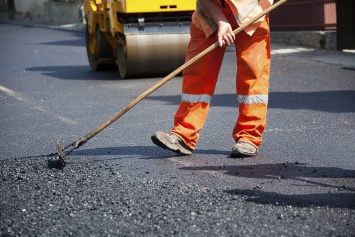 Мелитопольцы возмущаются качеством ремонта дорог