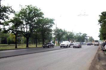 В Николаеве дорожники ремонтируют проспект Богоявленский