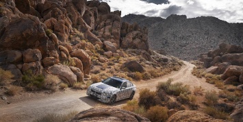 BMW показала испытания седана 3-Series в Долине Смерти
