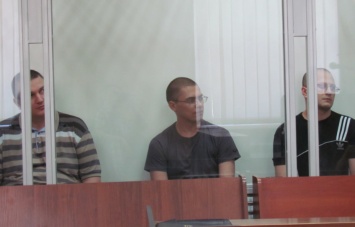 Суд присяжных будет судить добровольцев, подозреваемых в убийстве семьи кума Януковича