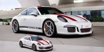 Драйверский Porsche 911 R превратили в 3D-пазл