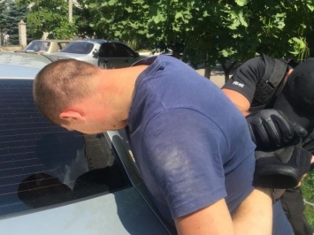 В Николаеве полицейского, организовавшего ОПГ по производству и сбыту амфетамина, предлагало взять на поруки общественное формирование «Захист»