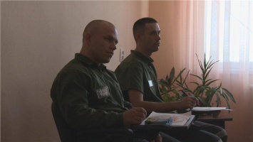 В исправительной колонии №2 в Керчи провели проверку общественники (видео)