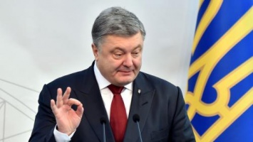 «Вопреки логике»: Порошенко заверяет о невозможности дефолта на Украине 2019 году