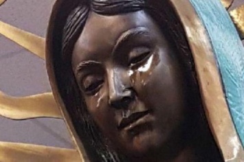 «Дева Мария плачет в Нью-Мексико»: Уфологи видят в чуде предупреждение о вторжении инопланетян
