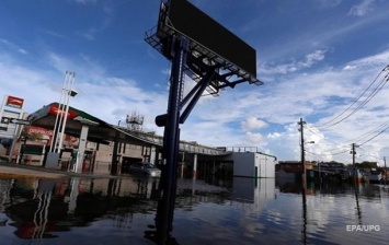 В США появились первые жертвы урагана Флоренс