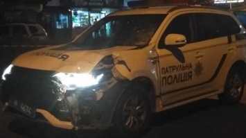 В Черновцах патрульный автомобиль насмерть сбил пешехода
