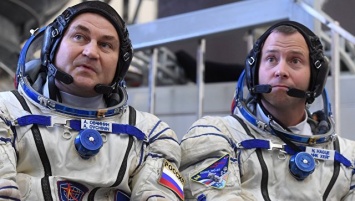 Комиссия рекомендовала Овчинина и Хейга к полету на МКС