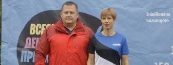 В чем убирали мусор мэр Днепра и президент Эстонии: у кого дороже одежда