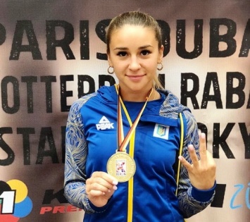 Одесская спортсменка - победительница престижного турнира по каратэ Premier League