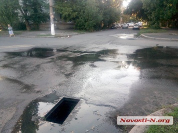 В центре Николаева снова прорвало канализацию
