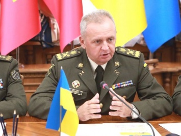Украина сдерживает агрессора наращиванием возможностей ВСУ - Муженко