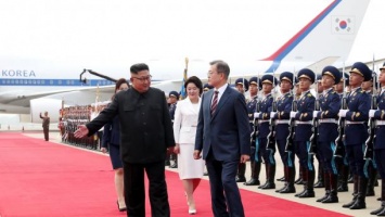 Лидеры двух Корей встретились в КНДР, чтобы обсудить завершение войны
