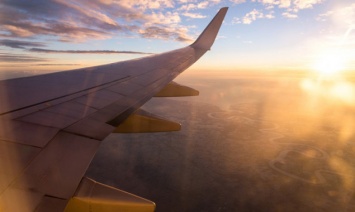 Украинская авиакомпания запланировала запуск рейсов в Измир, Софию и Бухарест