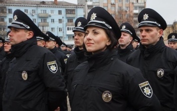 В центр Киева стянули сотни полицейских