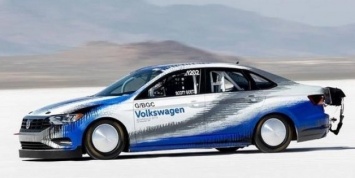 600-сильный Volkswagen Jetta установил рекорд скорости