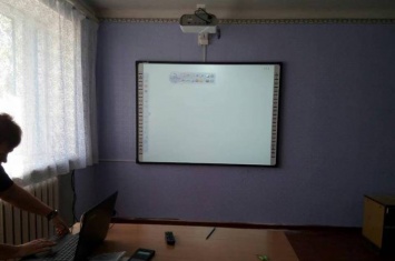 В школах Станично-Луганского района появились интерактивные комплексы