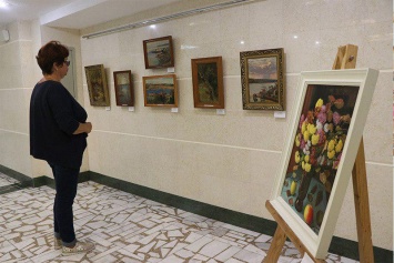 Художественная выставка Владимира Паталахи открылась в Симферополе
