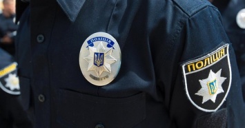 В университете Харькова нашли тело мужчины с ножевыми ранениями. Фото