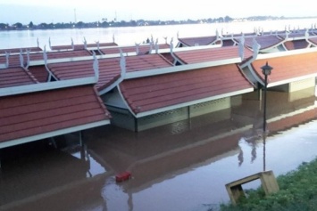 Тропические штормы в Лаосе привели к гибели 55 человек