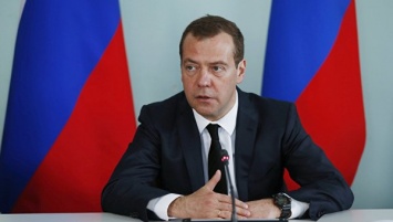 Медведев: ближайшие шесть лет будут непростыми для экономики России