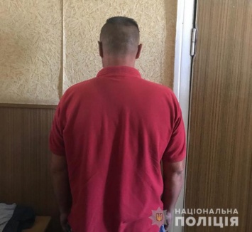 В центре Павлограда парень получил удар ножом в грудь