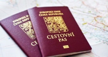 Чехия упростит получение гражданства для украинцев