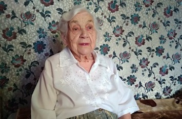 Бердянская долгожительница Мария Дьякова: "Ученики любили меня. Из армии не девушкам, а мне писали"