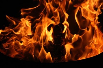 В Петербурге 11-летнего больного ребенка облили горючим и подожгли