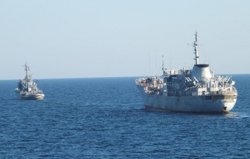 ФСБ России: Корабли ВМС Украины вошли в наше экономическое пространство