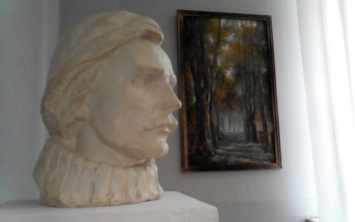 В Новой Каховке открылась выставка местного живописца