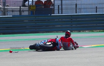 MotoGP Видео - Большая авария Хорхе Лоренцо на старте AragonGP