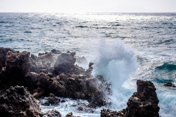 В Тихом океане произошло землетрясение: появилась угроза цунами