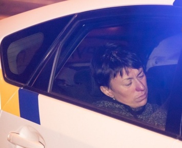 В Киеве пьяная женщина протаранила легковушку и влетела в церковь (фото)