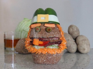 Талантливая художница превращает обычные сэндвичи в смешные фигурки (Фото)