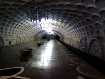 Окровавленного человека нашли на станции метро в Харькове (фото)