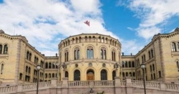 Спецслужбы провели обыск в парламенте Норвегии из-за задержания российского шпиона
