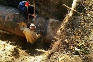 В Авдеевке отремонтировали поврежденный Юго-Донбасский водовод