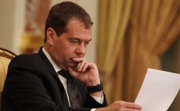 Димка-невидимка: Медведев стал посмешищем на важной встрече, мебель для Путина