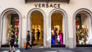 Michael Kors купил Versace за 1,8 млрд евро