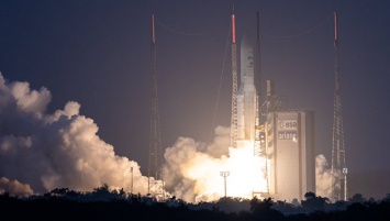 С космодрома Куру произвели сотый запуск ракеты Ariane 5