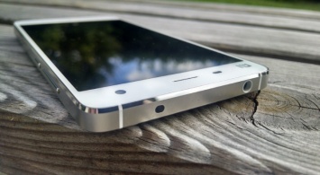 Xiaomi готовит новый игровой смартфон Black Shark 2