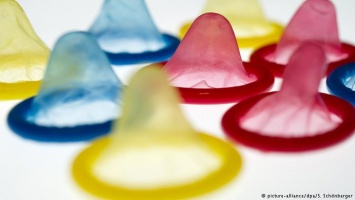 Секспросвет: кто рассказывает немецким подросткам о презервативах