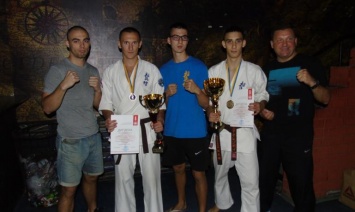 Каменчане заняли призовые места на открытом чемпионате Украины по киокушин каратэ