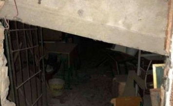 В Броварской школе обвалилось бетонное перекрытие (ФОТО)