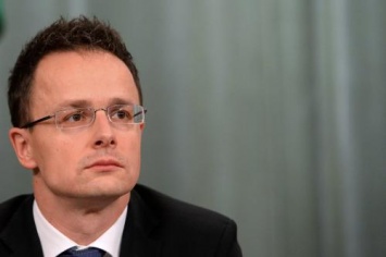 Глава МИД Венгрии Петер Сийярто попал в базу «Миротворца»